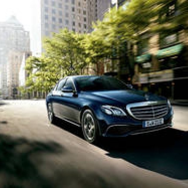 メルセデス・ベンツ、新型Eクラスを日本で発表｜Mercedes-Benz