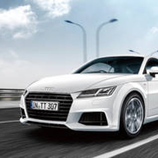 アウディTTに新エントリーグレードと限定モデル2車種を発売｜Audi