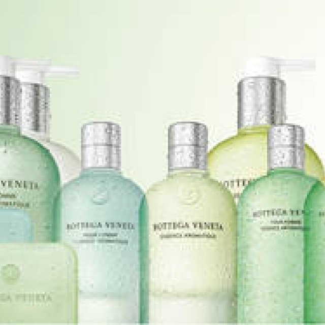 エッセンス アロマティックシリーズにバス＆ボディが仲間入り｜BOTTEGA VENETA