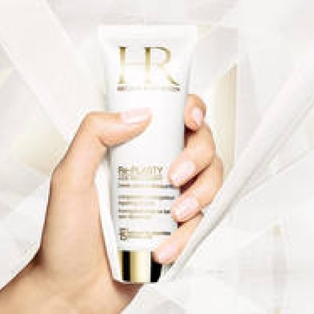 ヘレナ ルビンスタインからハンド ネック＆デコルテ クリーム誕生｜HELENA RUBINSTEIN