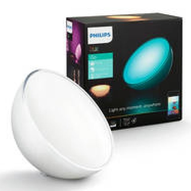 スマートフォンから操作可能。ポータブルスマートLED照明｜Philips Lighting