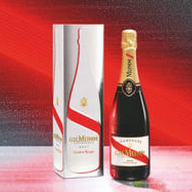 ポルシェ デザインとコラボレーションした「G.H.マム コルドン ルージュ」｜G.H.MUMM