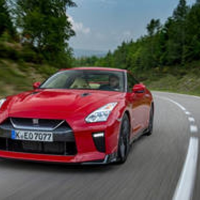 日産GT-R 2017年モデルに試乗｜NISSAN