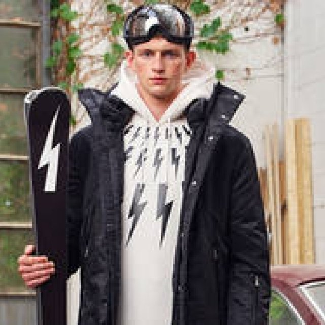 ニール バレット、ブランド初のメンズスキーウェアコレクション｜Neil Barrett