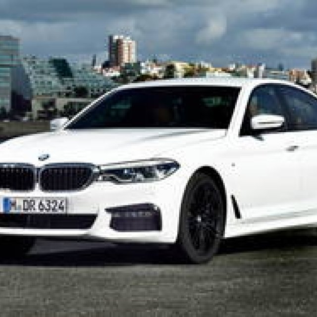 新型BMW5シリーズに試乗｜BMW