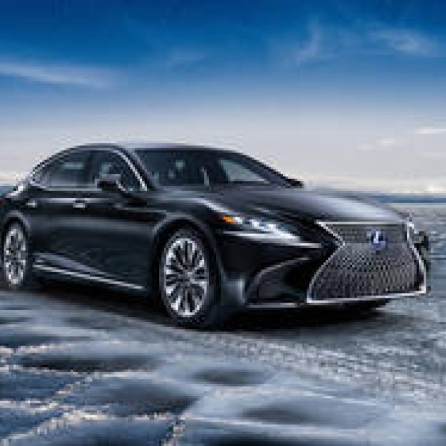 新型LSのハイブリッドモデルをワールドプレミア｜LEXUS