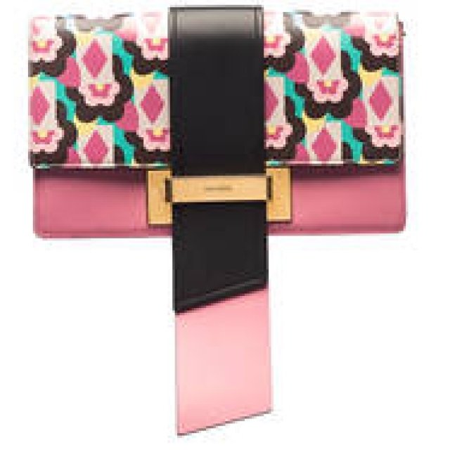 心躍る新作「プラダ リボンバッグコレクション」を発売｜PRADA