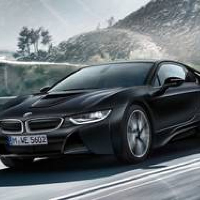 専用マットカラーを纏うi8の限定モデル｜BMW