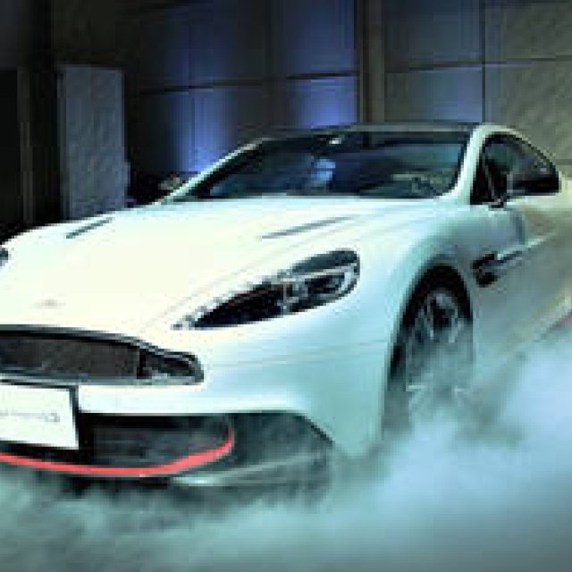 アストンマーティン ヴァンキッシュS日本上陸｜Aston Martin