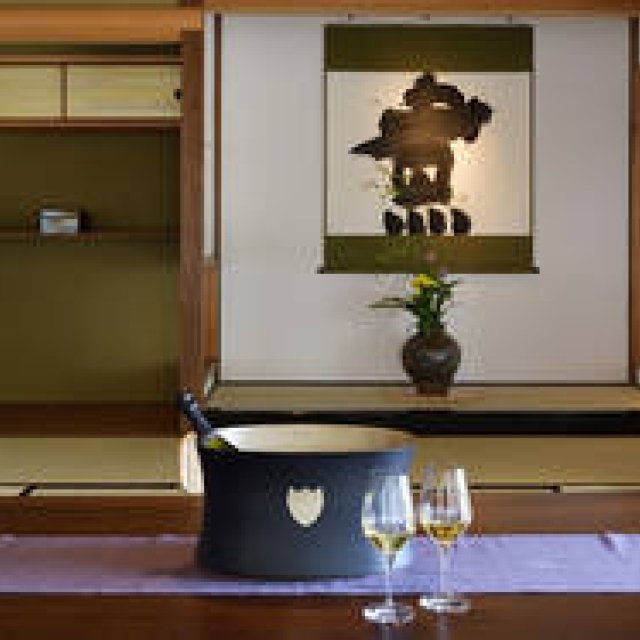 フラグシップシャンパーニュ「P2」が愉しめるエクスクルーシブな宿泊プラン｜Dom Pérignon