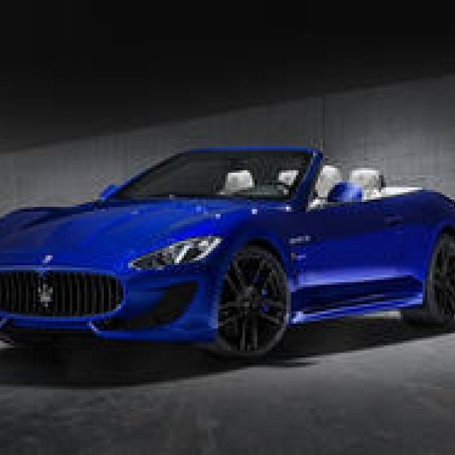 ブルーボディで装った限定5台のグラントゥーリズモとグランカブリオ｜Maserati