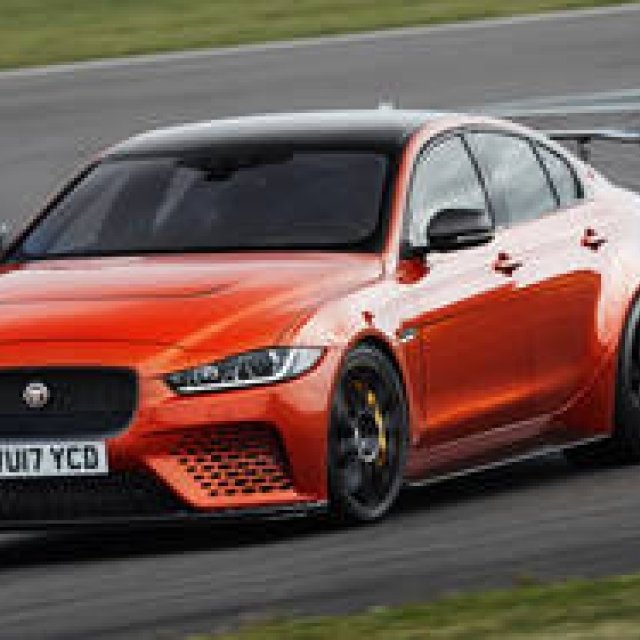 限定300台、ジャガーXEのハイパフォーマンスモデル登場｜Jaguar