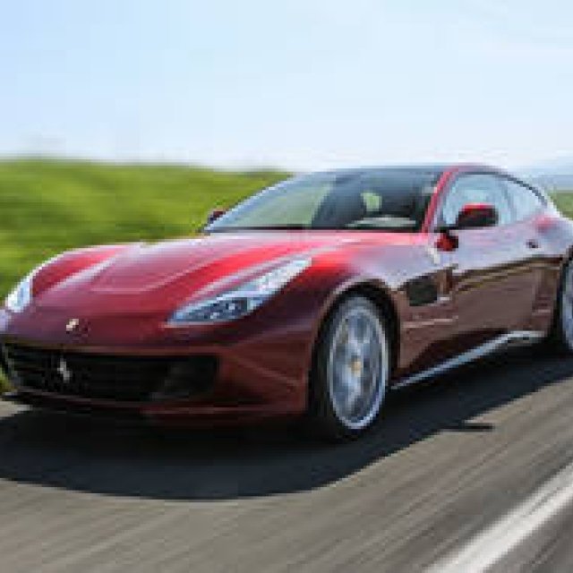 フェラーリ GTC4 ルッソTにトスカーナで試乗｜Ferrari