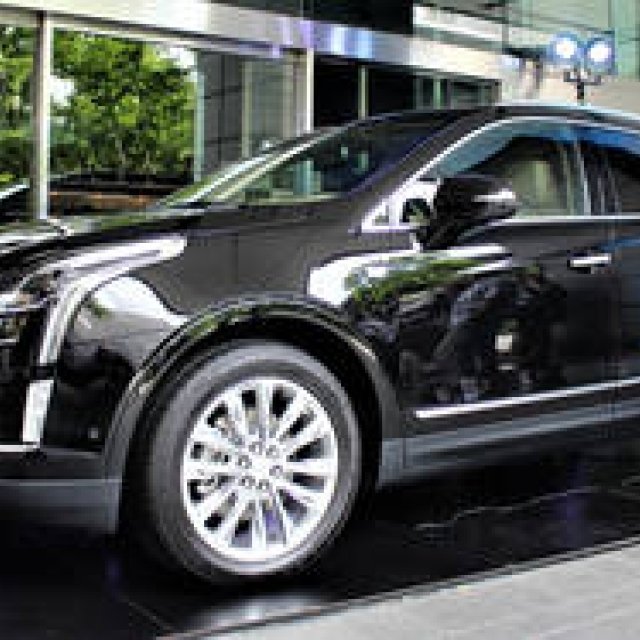 キャデラックの新モデル「XT5」国内導入｜Cadillac