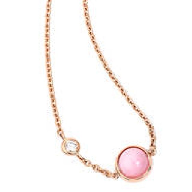 フェミニンなピンクオパールをフィーチャーする「ポセション」の日本限定ペンダント｜PIAGET