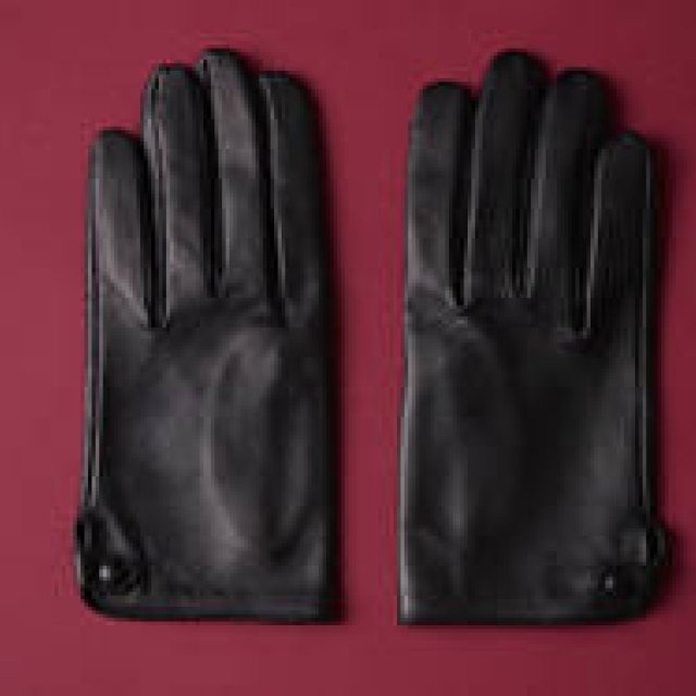 vol.9「愛すべき、黒革の手袋」DIOR HOMME｜ディオール オム