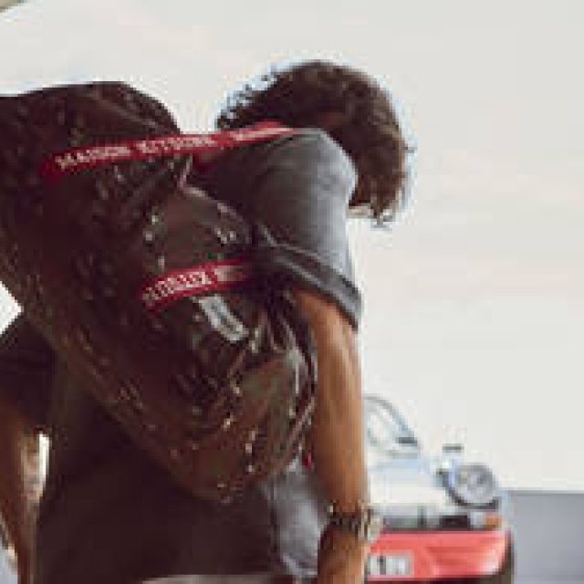 メゾン キツネがイーストパックと初のコラボレーション｜MAISON KITSUNÉ