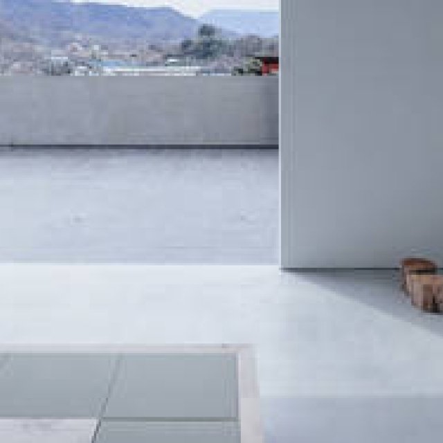 木村朗子と山本昌男、二人の写真家がつむぐ「うちなる光」｜ART