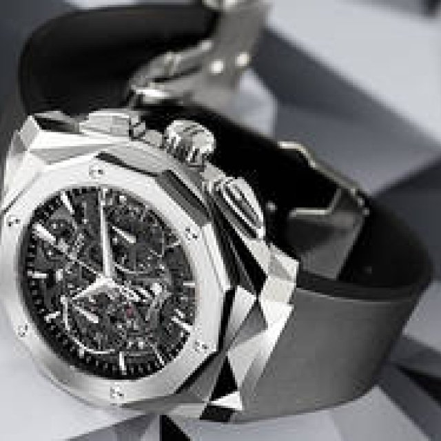 ウブロ×リチャード・オーリンスキー　腕時計をメディアとしたアート作品｜HUBLOT