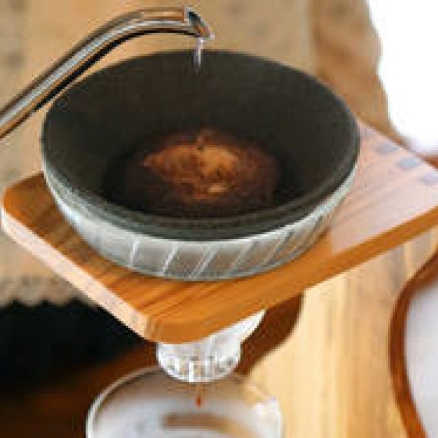 ドリップコーヒー新時代！ 繰り返し使えるセラミック製フィルター｜ARIGATO GIVING