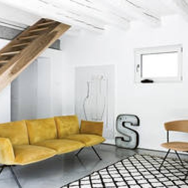 鋼鉄を叩いて成形する“鍛造”を用いたコレクション「オフィチーナ」の新作｜MAGIS