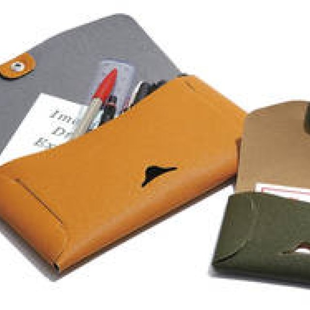 福岡県久留米のシューズメーカー「ムーンスター」が製造したカードケース｜HIGHTIDE