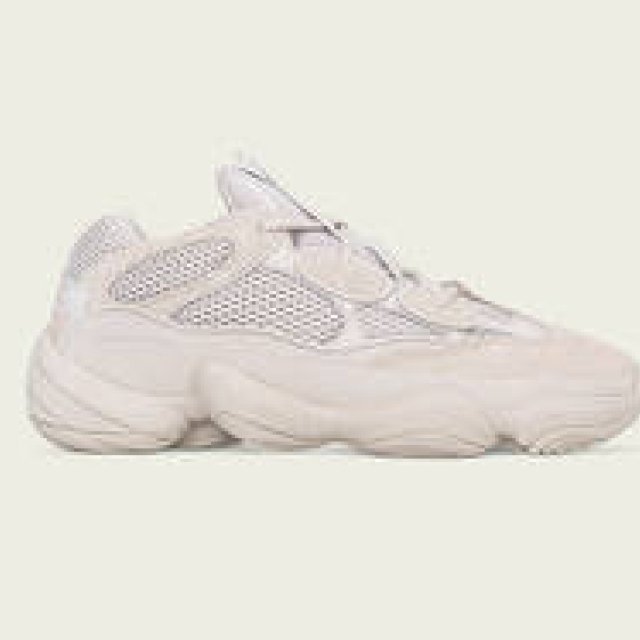アディダス × カニエ・ウェストから、 新スニーカー「YEEZY 500 BLUSH」登場｜adidas + KANYE WEST