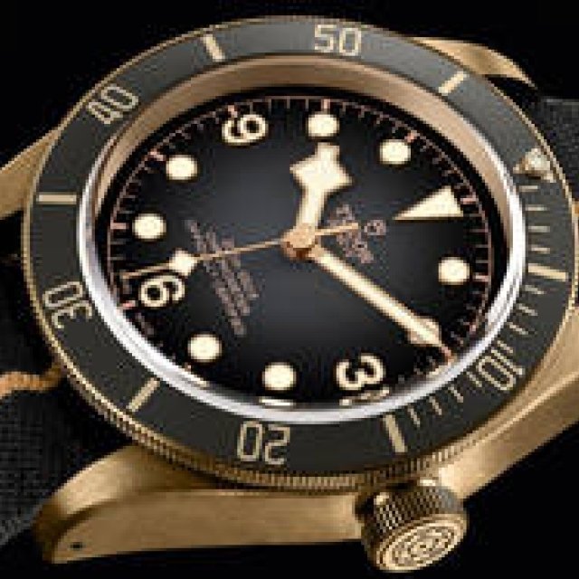 “時計を育てる”感覚を味わえる！　パティーナに注目した「BLACK BAY BRONZE」｜TUDOR