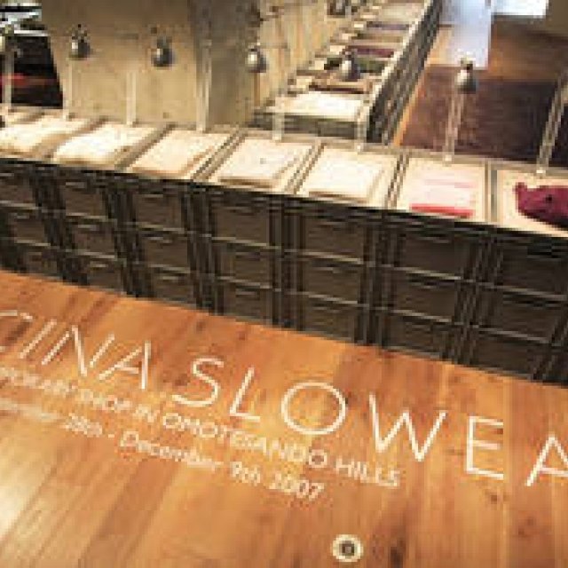  表参道ヒルズ本館2階「OFFICINA SLOWEAR」ショップオープン