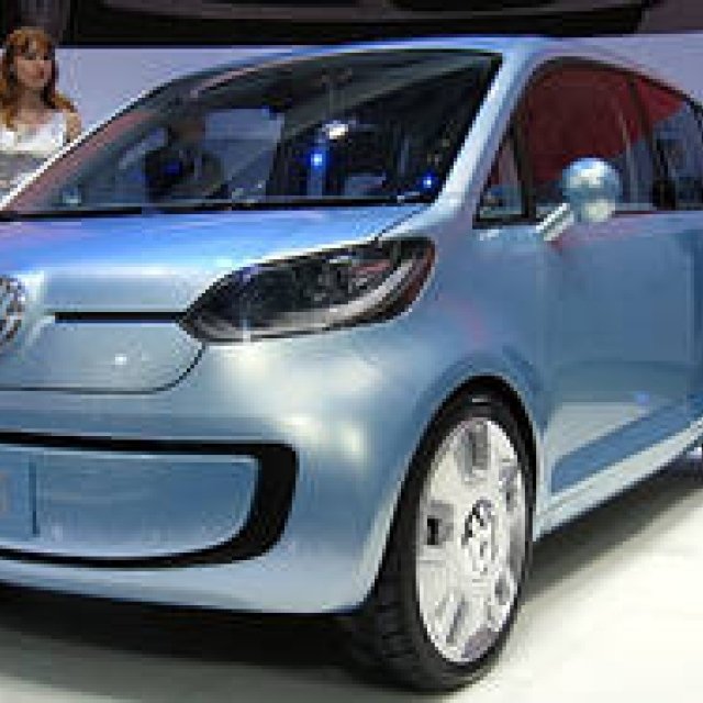  日本車のアニメ化を横目にかんがえる、スモールカーの行方――自動車ジャーナリスト 下野康史の５選-photo