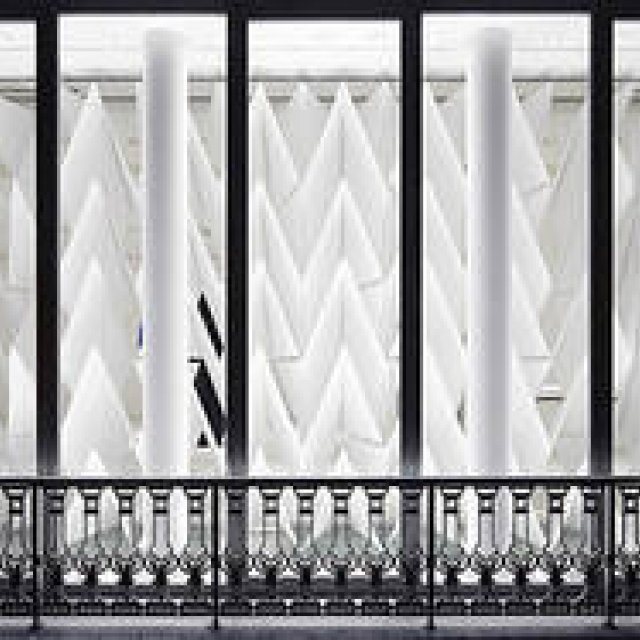  YOHJI YAMAMOTO｜ヨウジヤマモトの新旗艦店がパリにオープン ギャラリー