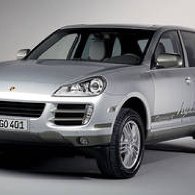  PORSCHE Cayenne Hybrid S｜エコロジー・コンシャスなカイエン photo