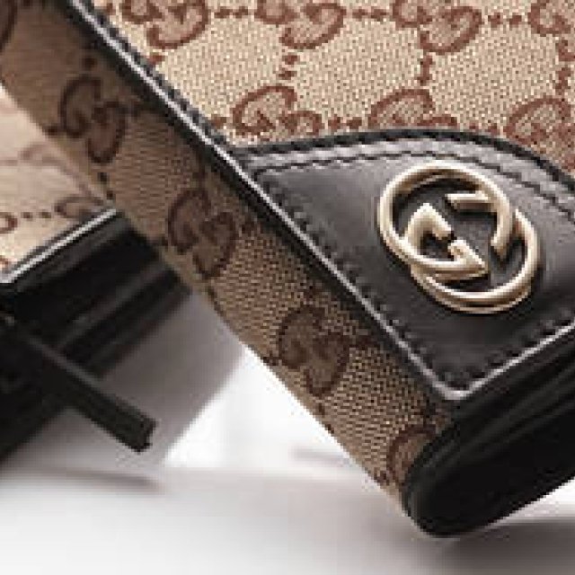  GUCCI｜インターロッキングGがポイントのNew Brittに新色登場 ギャラリー