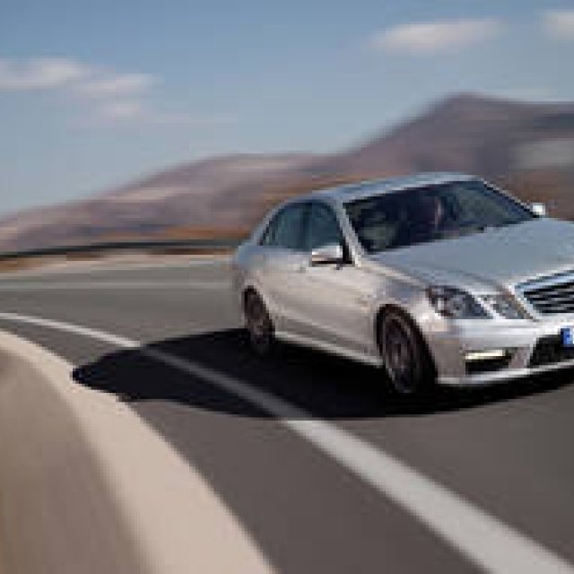  Mercedes-Benz E63 AMG ギャラリー