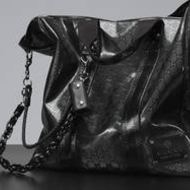  GUCCI｜存在感ある新素材 “ＧＧインプリメ”トートバッグ　ギャラリー