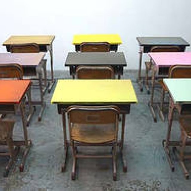 スクールデスク「Flat School Desk」が登場 ギャラリー