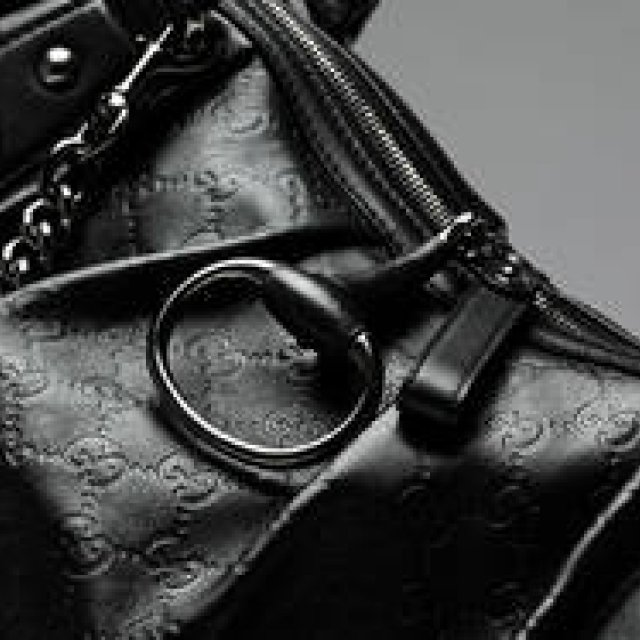  GUCCI｜力強く自信に溢れた新作バッグ、「アイコンビット」 ギャラリー