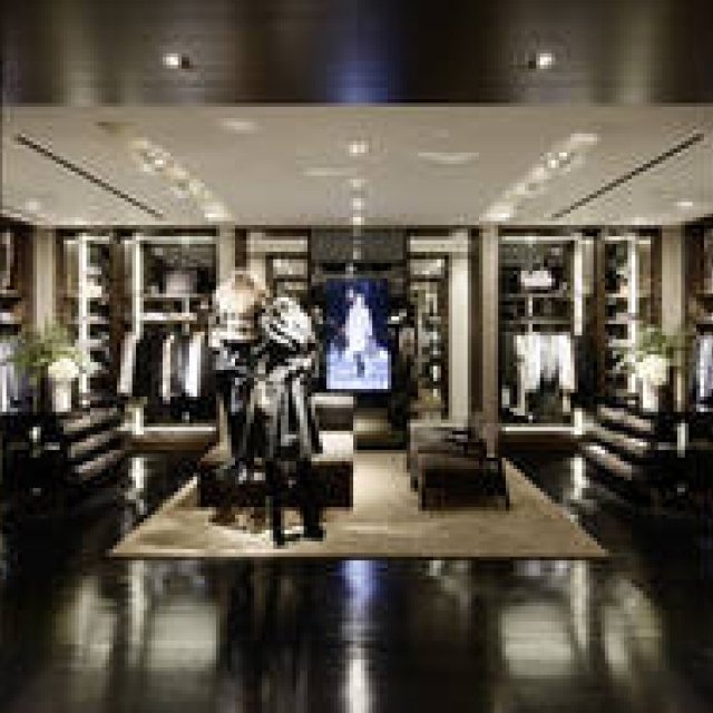  BURBERRY｜バーバリー・インターナショナルの直営路面店オープン！ ギャラリー