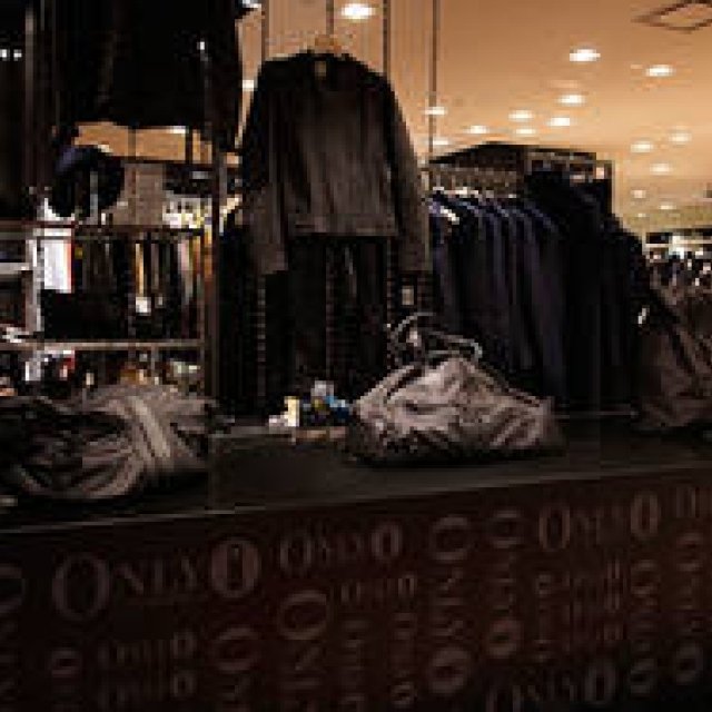  6周年リニューアル 伊勢丹新宿店メンズ館 注目ショップ ギャラリー