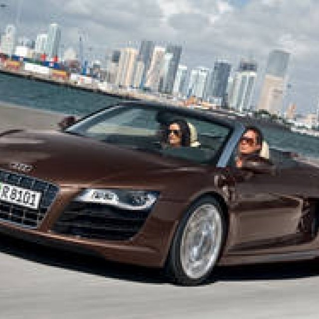  Audi R8 SPIDER｜ジャーマンスーパーカーにスパイダー追加 ギャラリー