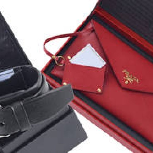  PRADA｜プラダ　バレンタインデーギフトコレクション　 ギャラリー