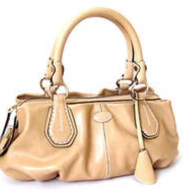  TOD’S｜ブランド初、日本発信によるKIMONOをイメージしたバッグ・コレクション ギャラリー