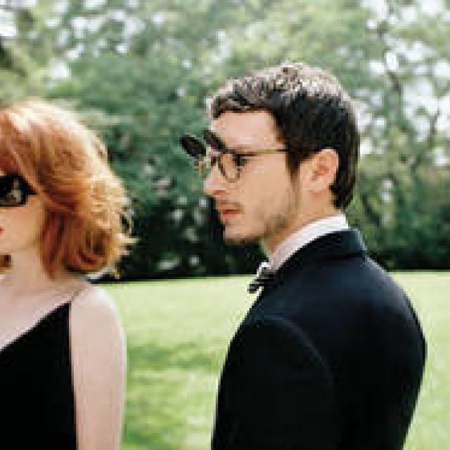  Oliver Peoples｜Riley ギャラリー