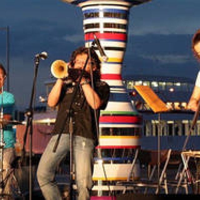  特別寄稿｜「瀬戸内国際芸術祭2010」 第2回 MUSIC BLUE「瀬戸内に響くもの」 ギャラリー