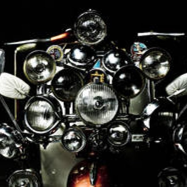  秦淳司・秦義之写真展「Side by Side crossing liner notes」