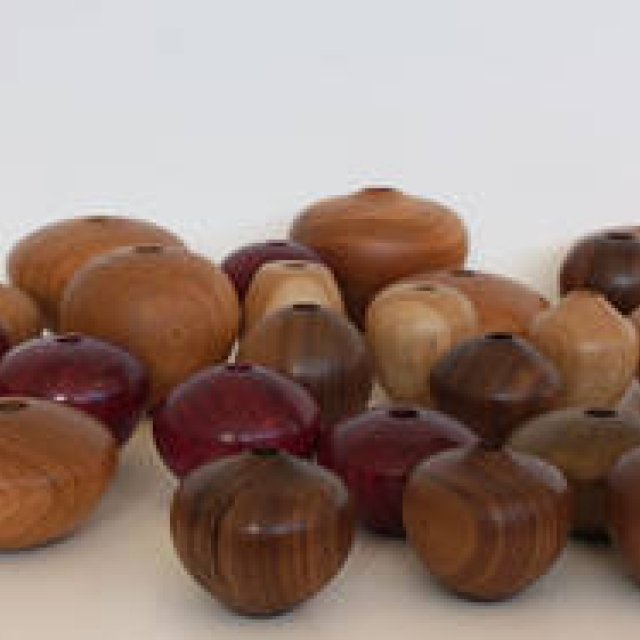  Crate Furniture Service｜盛永省治の“パープルハート”の一輪挿し ギャラリー