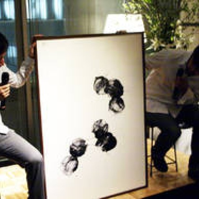  ART｜第7回「食とアートの会」イベントレポート 墨象作家 宮村 弦 ギャラリー