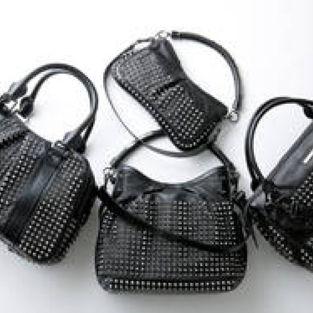  BURBERRY｜アレクサ・チャンも愛用！ 新作「ウインターストーム」が発売 ギャラリー