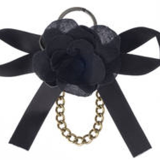  MARNI｜花がモチーフのMARNIクリスマス限定アクセサリー ギャラリー