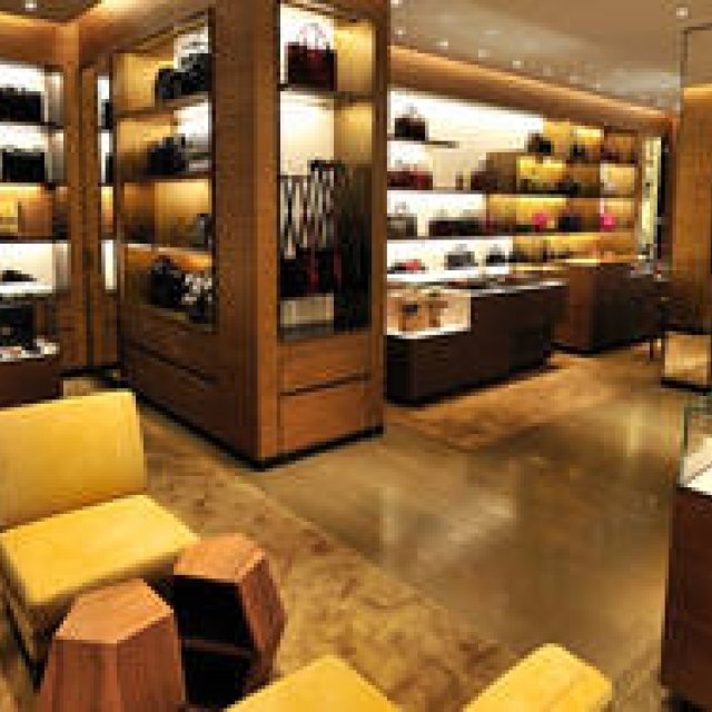  LOEWE｜高島屋横浜店 ロエベ ブティックがリニューアルOPEN！ ギャラリー